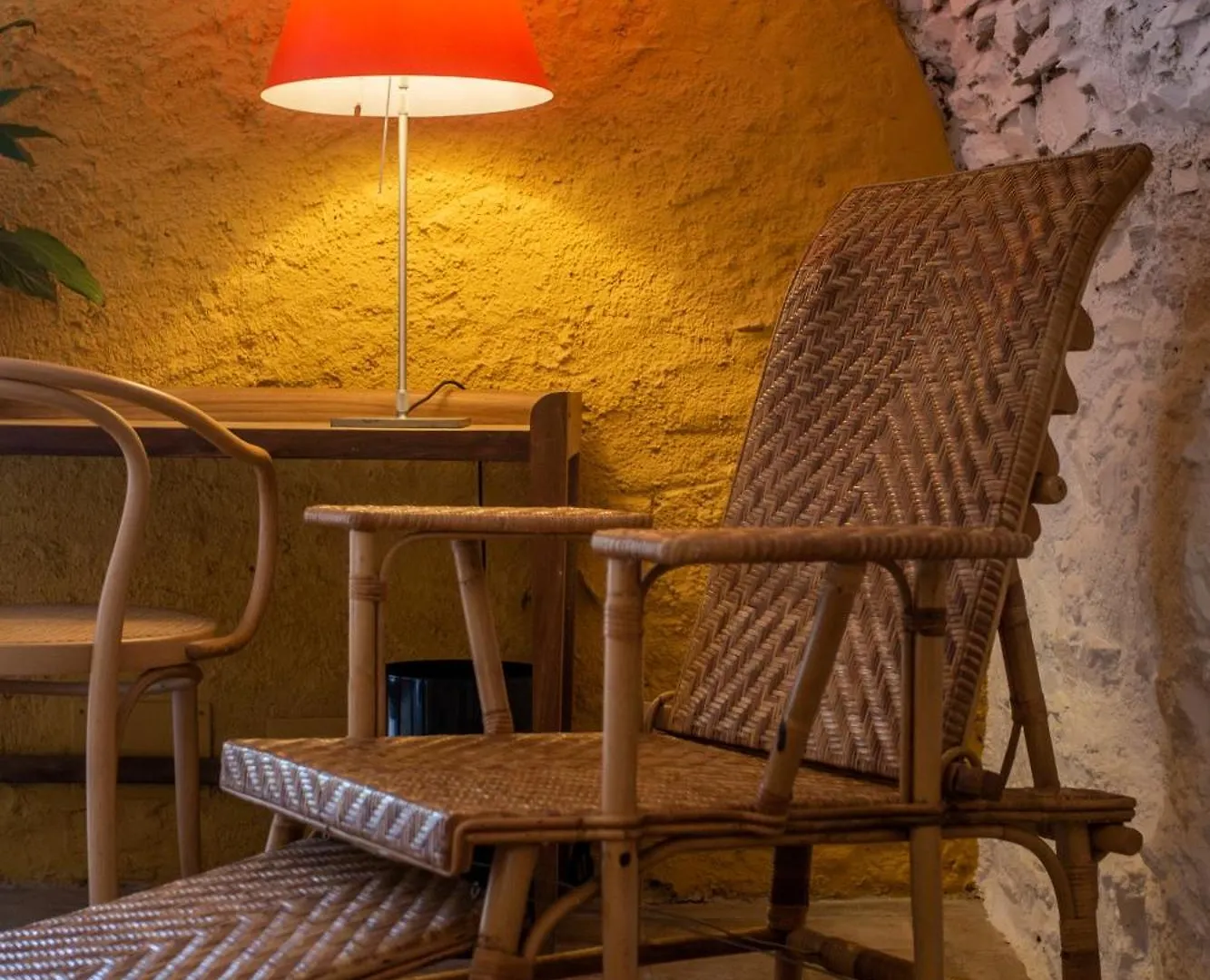 Hotel Canaleta Heras Espolla 2*,